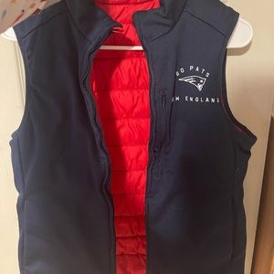 Bundle and Save❤️ Women’s NE Patriots bubble vest, Size Sm